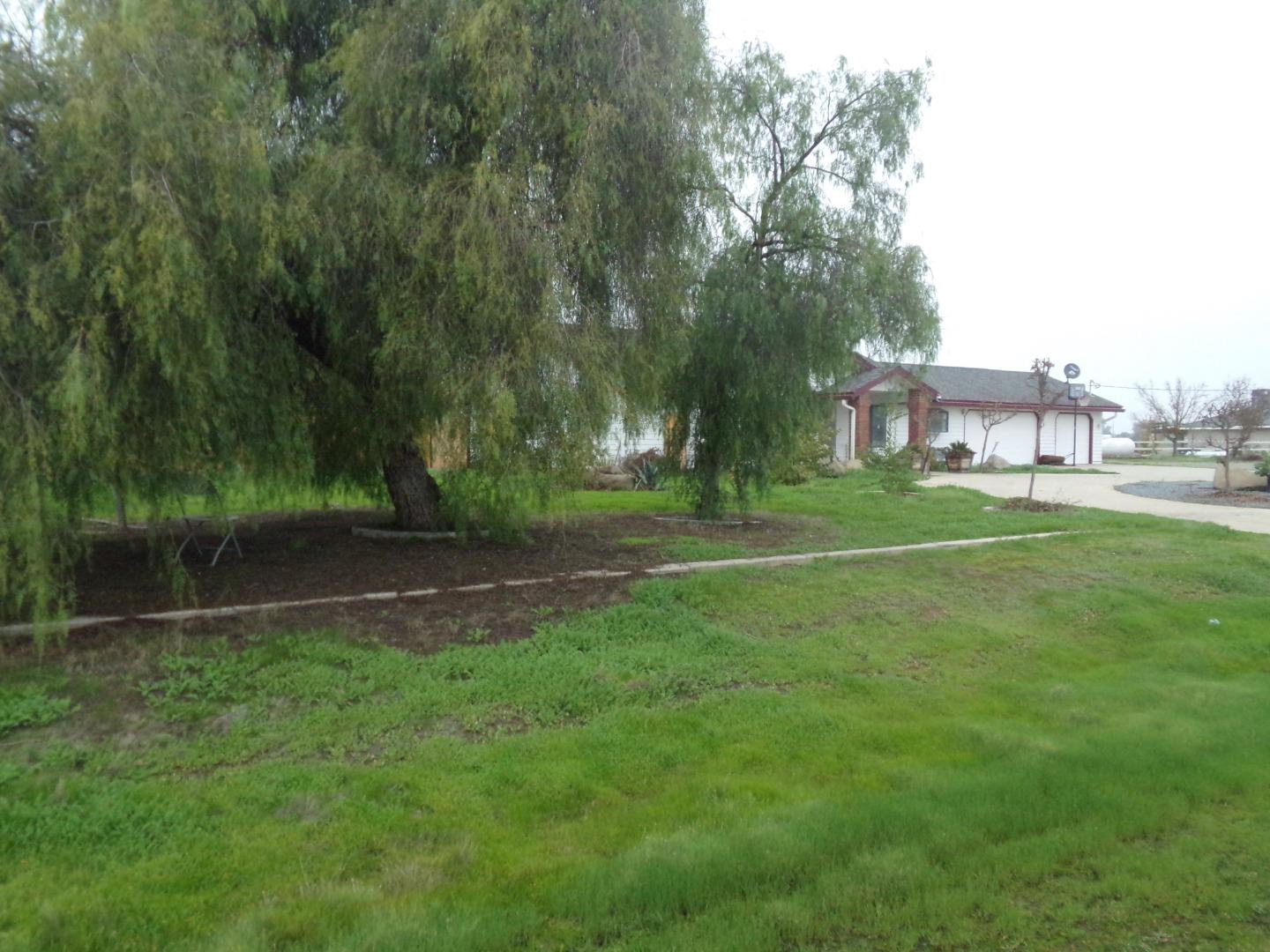 Detail Gallery Image 13 of 48 For 19650 Road 31, Madera,  CA 93638 - 3 Beds | 2 Baths