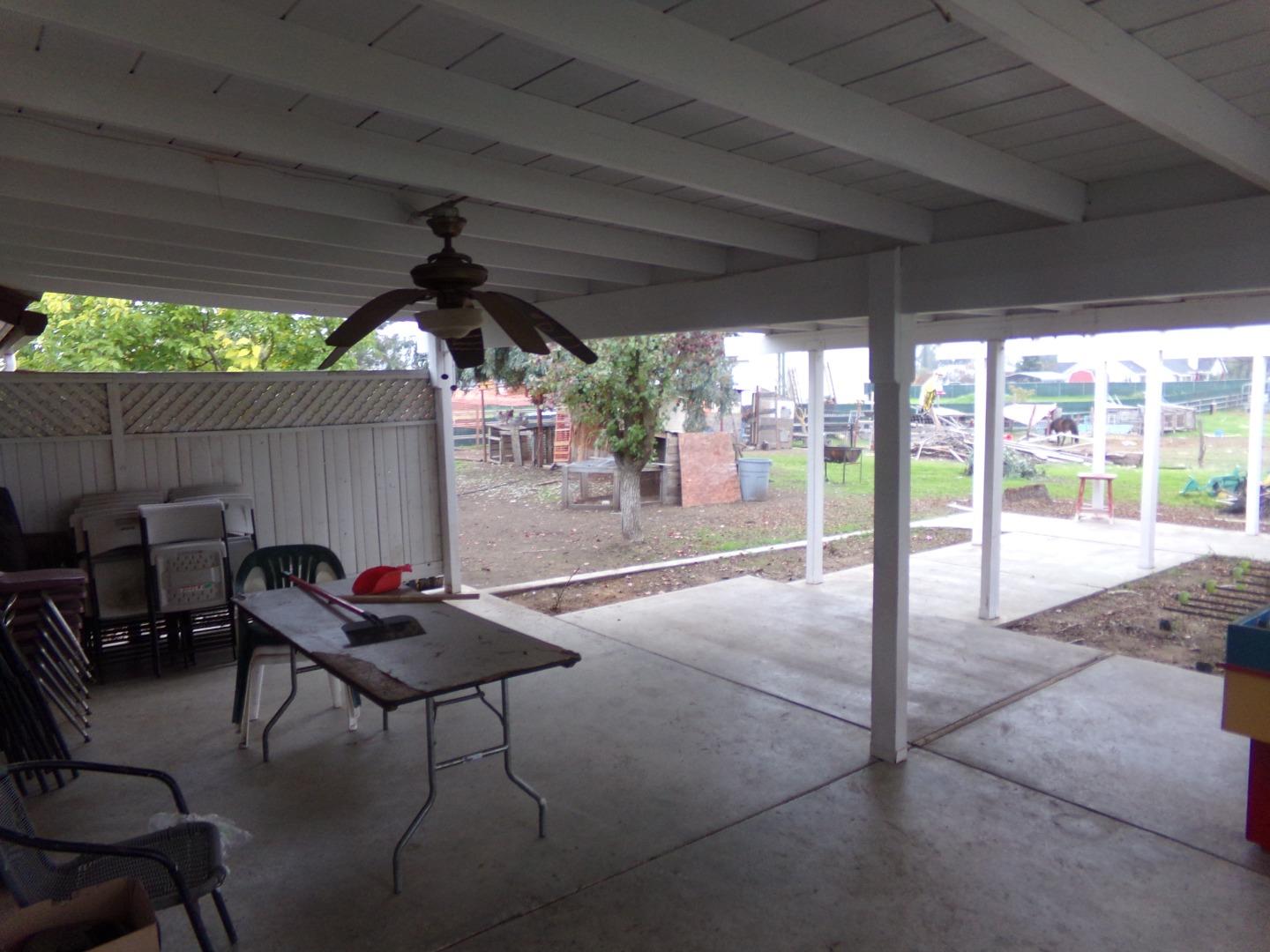 Detail Gallery Image 33 of 48 For 19650 Road 31, Madera,  CA 93638 - 3 Beds | 2 Baths