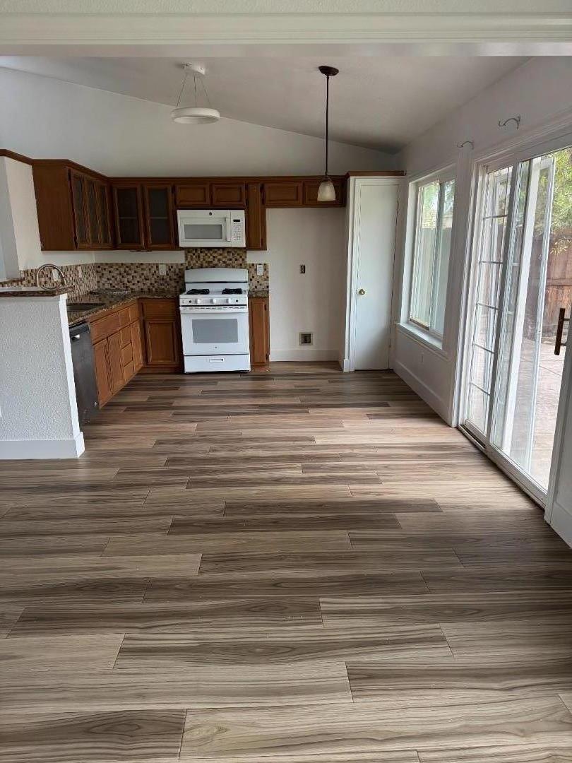 Detail Gallery Image 16 of 42 For 1429 Pintail Cir, Los Banos,  CA 93635 - 4 Beds | 2 Baths