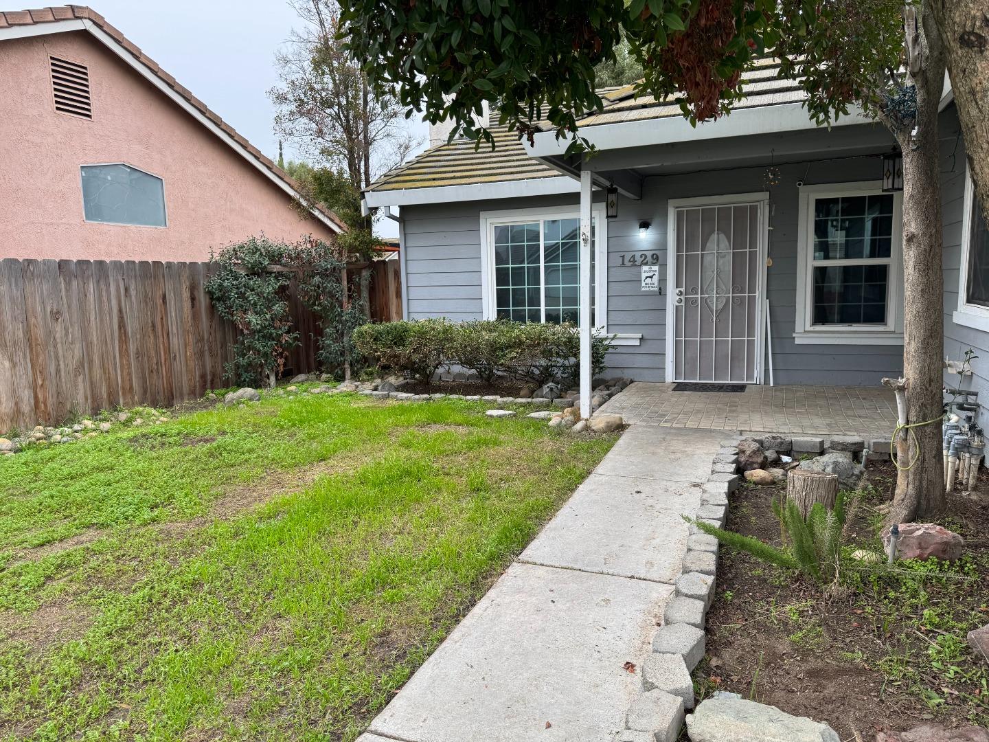 Detail Gallery Image 4 of 42 For 1429 Pintail Cir, Los Banos,  CA 93635 - 4 Beds | 2 Baths