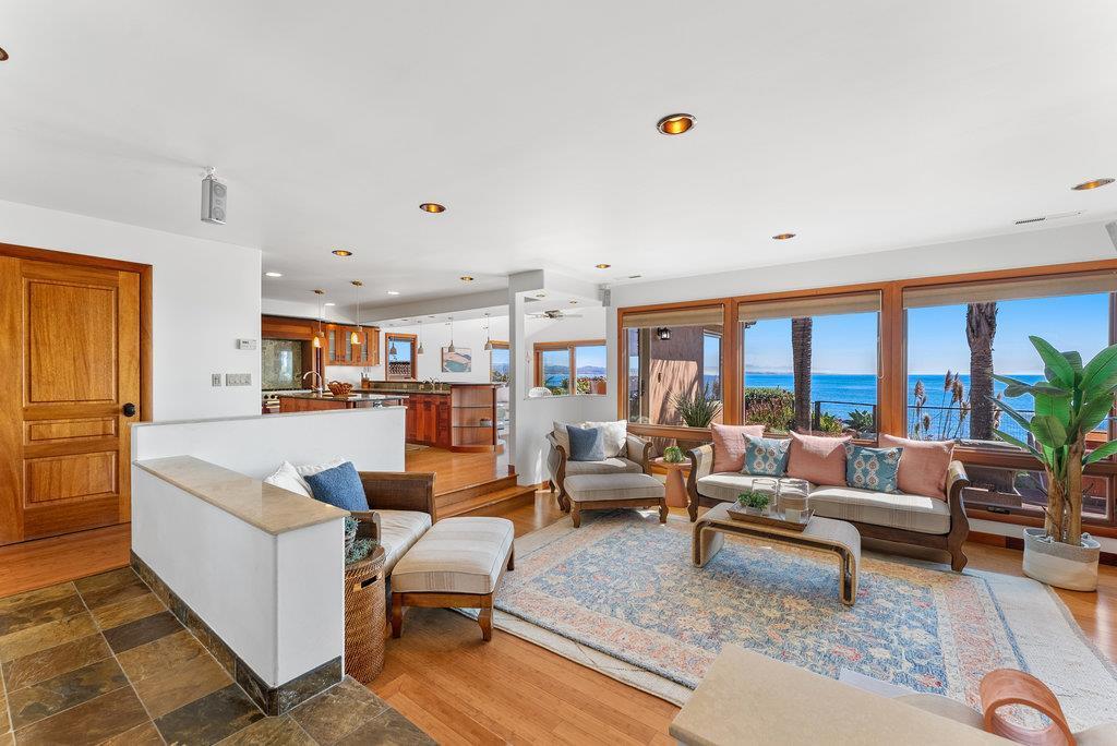 Detail Gallery Image 11 of 36 For 4790 Opal Cliff Dr, Santa Cruz,  CA 95062 - 3 Beds | 2/1 Baths