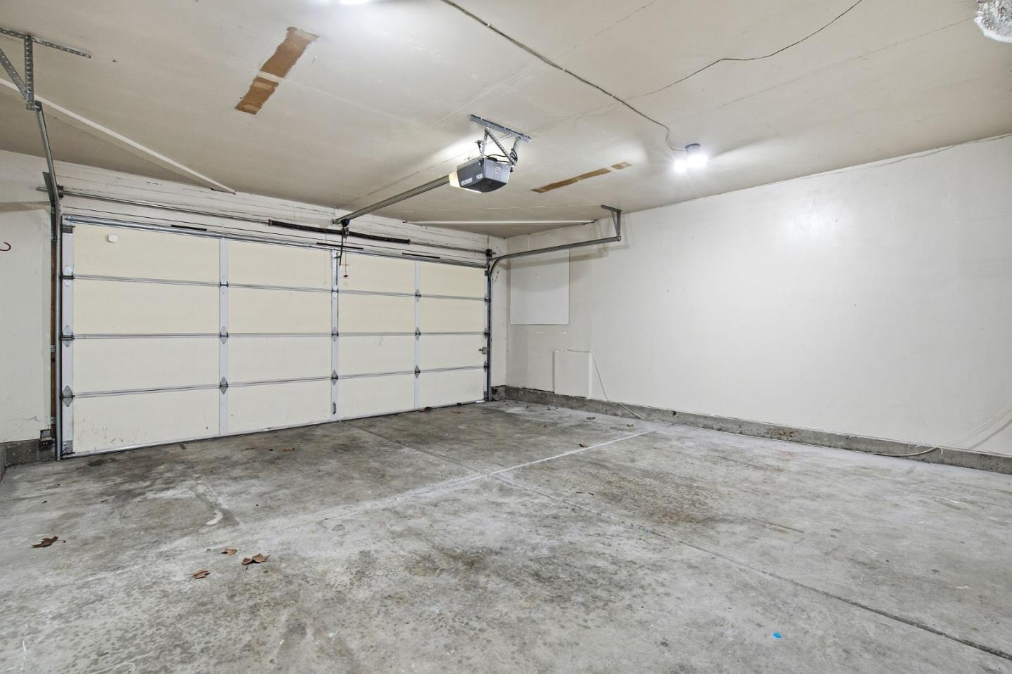 Detail Gallery Image 24 of 27 For 94 Little Bear Way, San Jose,  CA 95136 - 3 Beds | 2/1 Baths