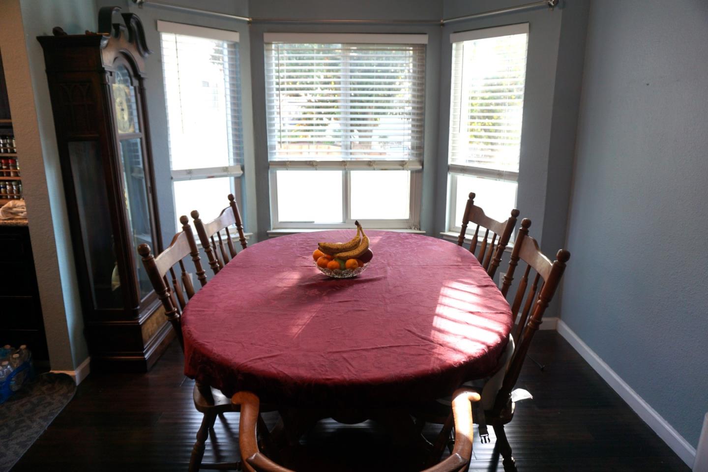 Detail Gallery Image 6 of 16 For 340 Kenbrook Cir, San Jose,  CA 95111 - 2 Beds | 2 Baths