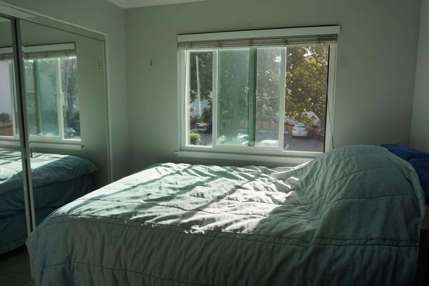 Detail Gallery Image 7 of 16 For 340 Kenbrook Cir, San Jose,  CA 95111 - 2 Beds | 2 Baths