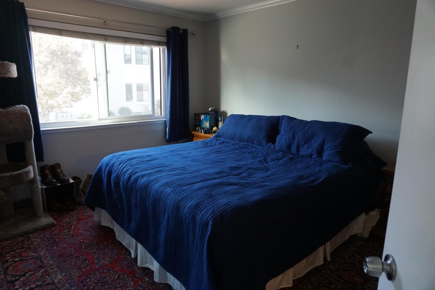 Detail Gallery Image 9 of 16 For 340 Kenbrook Cir, San Jose,  CA 95111 - 2 Beds | 2 Baths