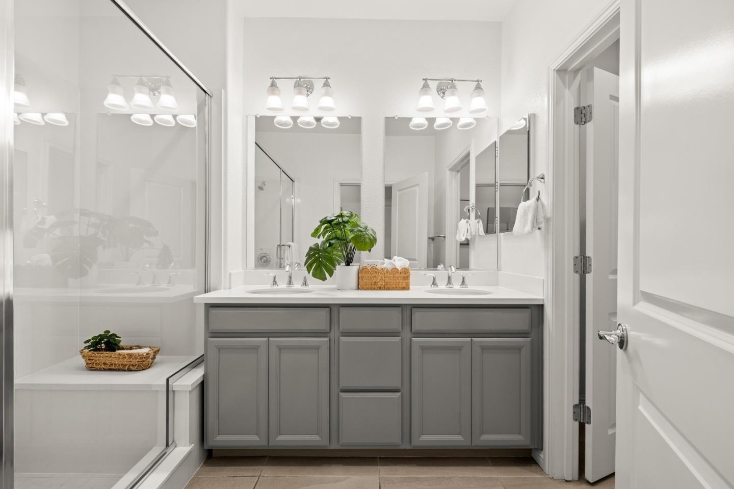 Detail Gallery Image 20 of 40 For 2730 Gimelli Way, San Jose,  CA 95133 - 3 Beds | 3 Baths