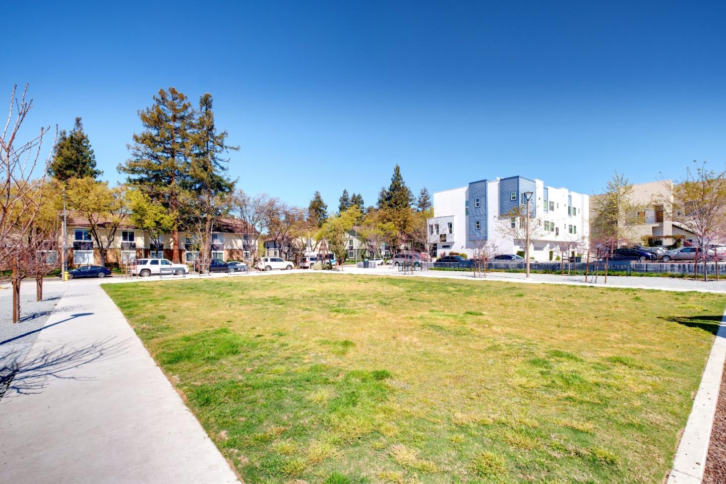 Detail Gallery Image 35 of 40 For 2730 Gimelli Way, San Jose,  CA 95133 - 3 Beds | 3 Baths