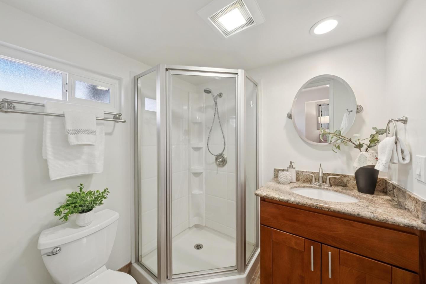 Detail Gallery Image 13 of 30 For 6915 Dartmoor Way, San Jose,  CA 95129 - 5 Beds | 3/1 Baths