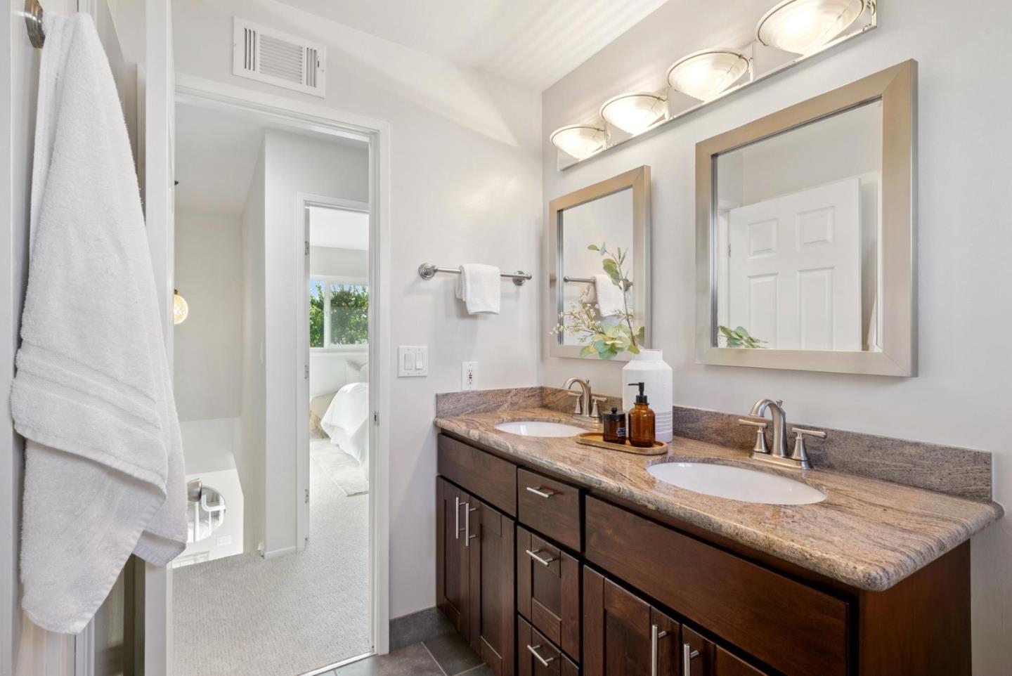 Detail Gallery Image 19 of 30 For 6915 Dartmoor Way, San Jose,  CA 95129 - 5 Beds | 3/1 Baths