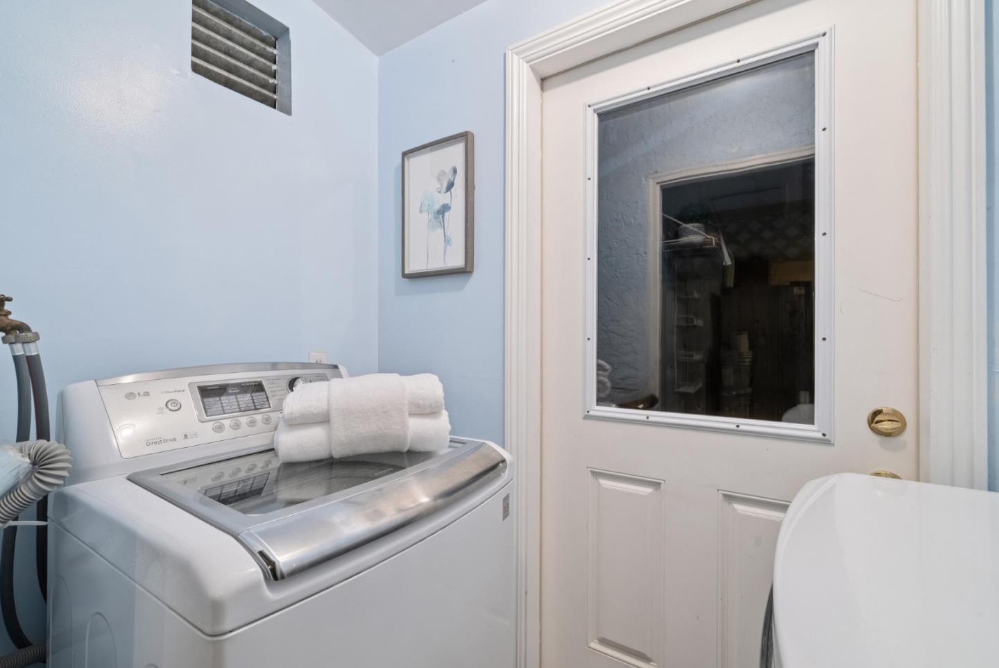 Detail Gallery Image 22 of 30 For 6915 Dartmoor Way, San Jose,  CA 95129 - 5 Beds | 3/1 Baths