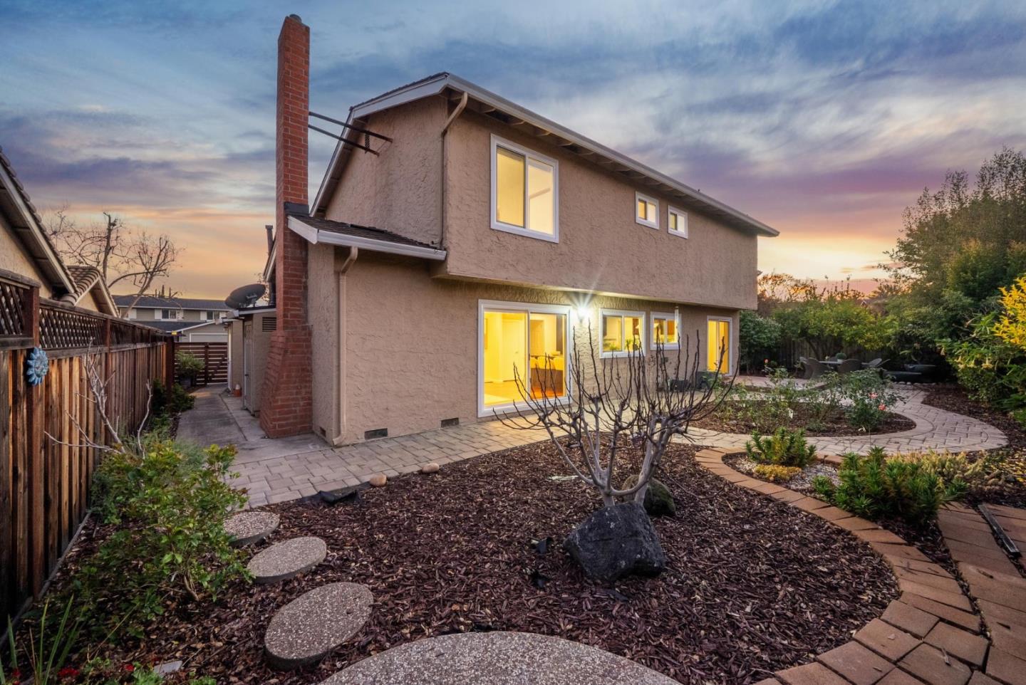 Detail Gallery Image 27 of 30 For 6915 Dartmoor Way, San Jose,  CA 95129 - 5 Beds | 3/1 Baths