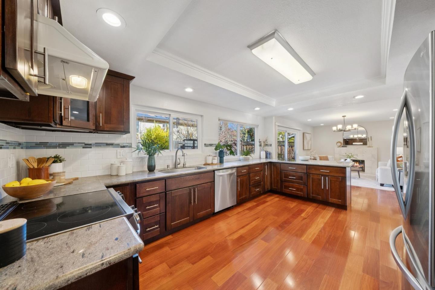 Detail Gallery Image 8 of 30 For 6915 Dartmoor Way, San Jose,  CA 95129 - 5 Beds | 3/1 Baths