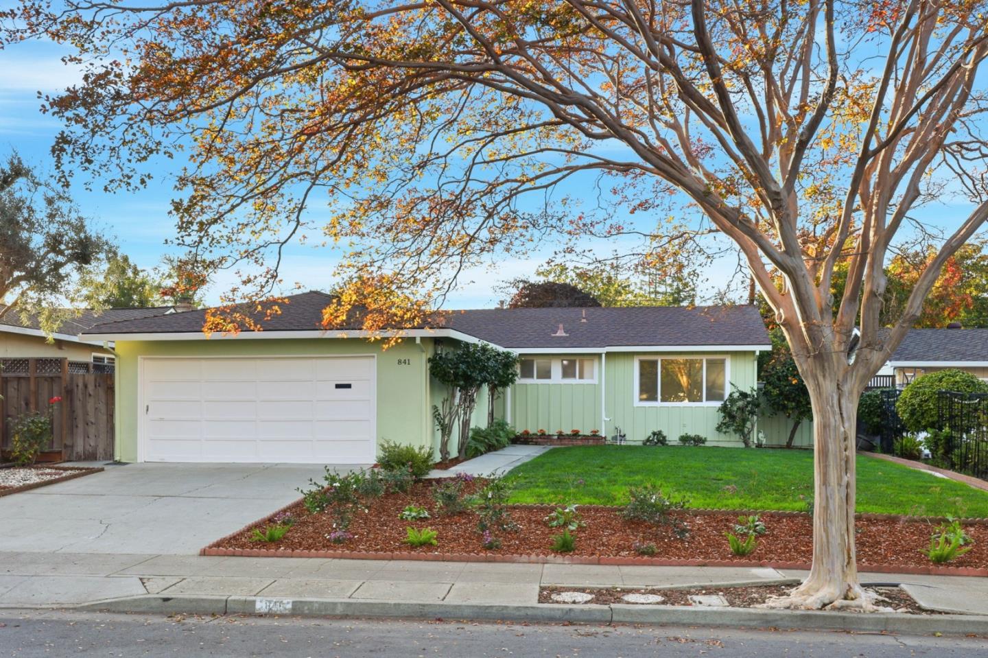 Detail Gallery Image 2 of 32 For 841 Nectarine Ave, Sunnyvale,  CA 94087 - 3 Beds | 2 Baths