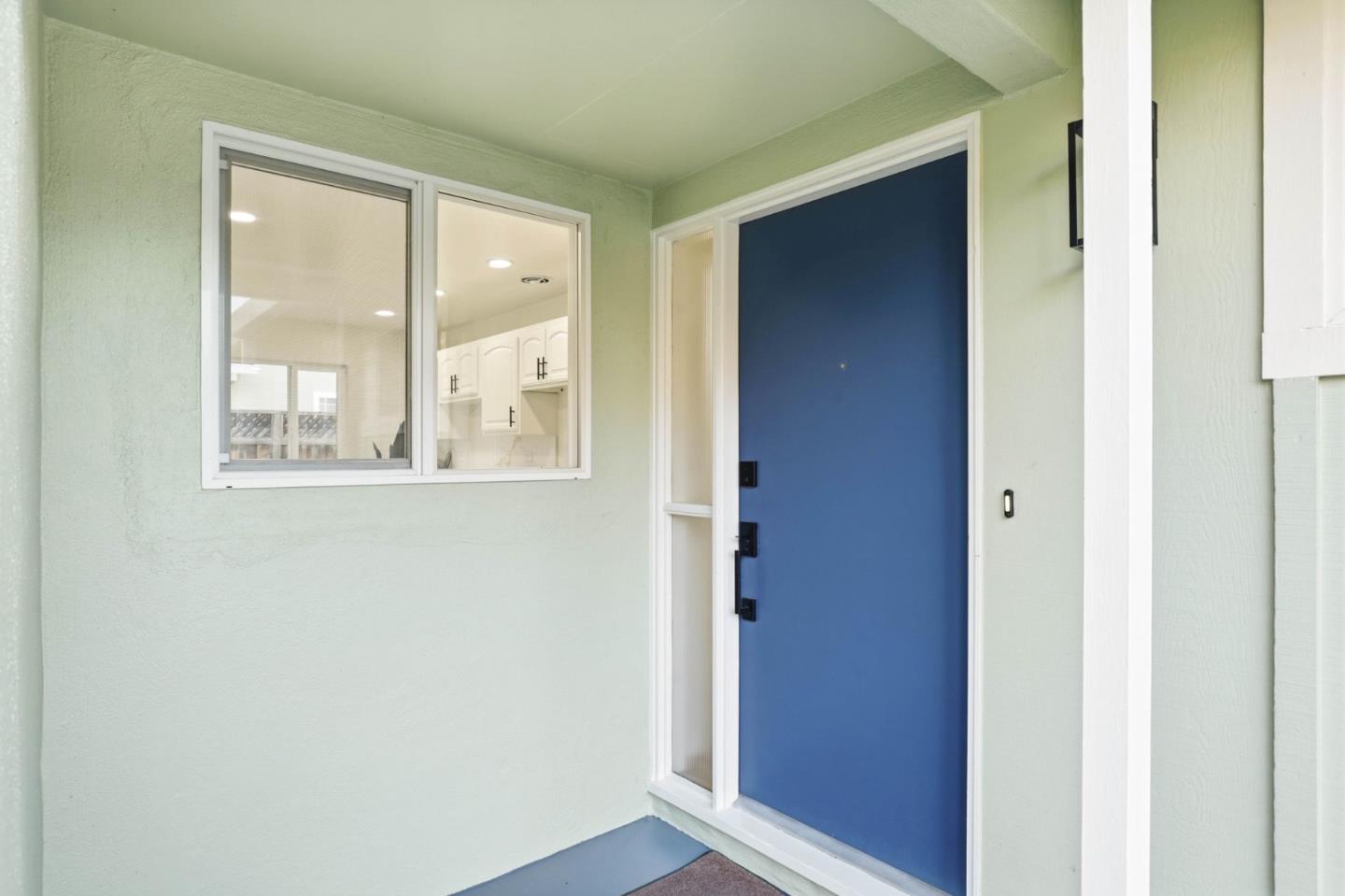 Detail Gallery Image 3 of 32 For 841 Nectarine Ave, Sunnyvale,  CA 94087 - 3 Beds | 2 Baths