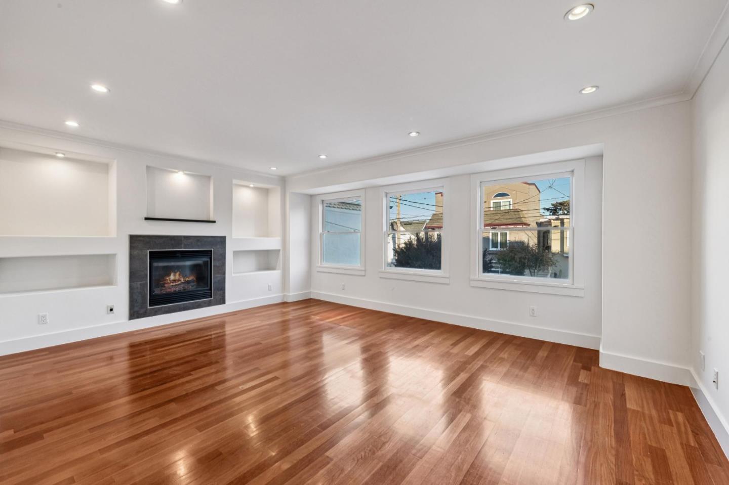 Detail Gallery Image 10 of 65 For 1419-1421 16th Ave, San Francisco,  CA 94122 - – Beds | – Baths