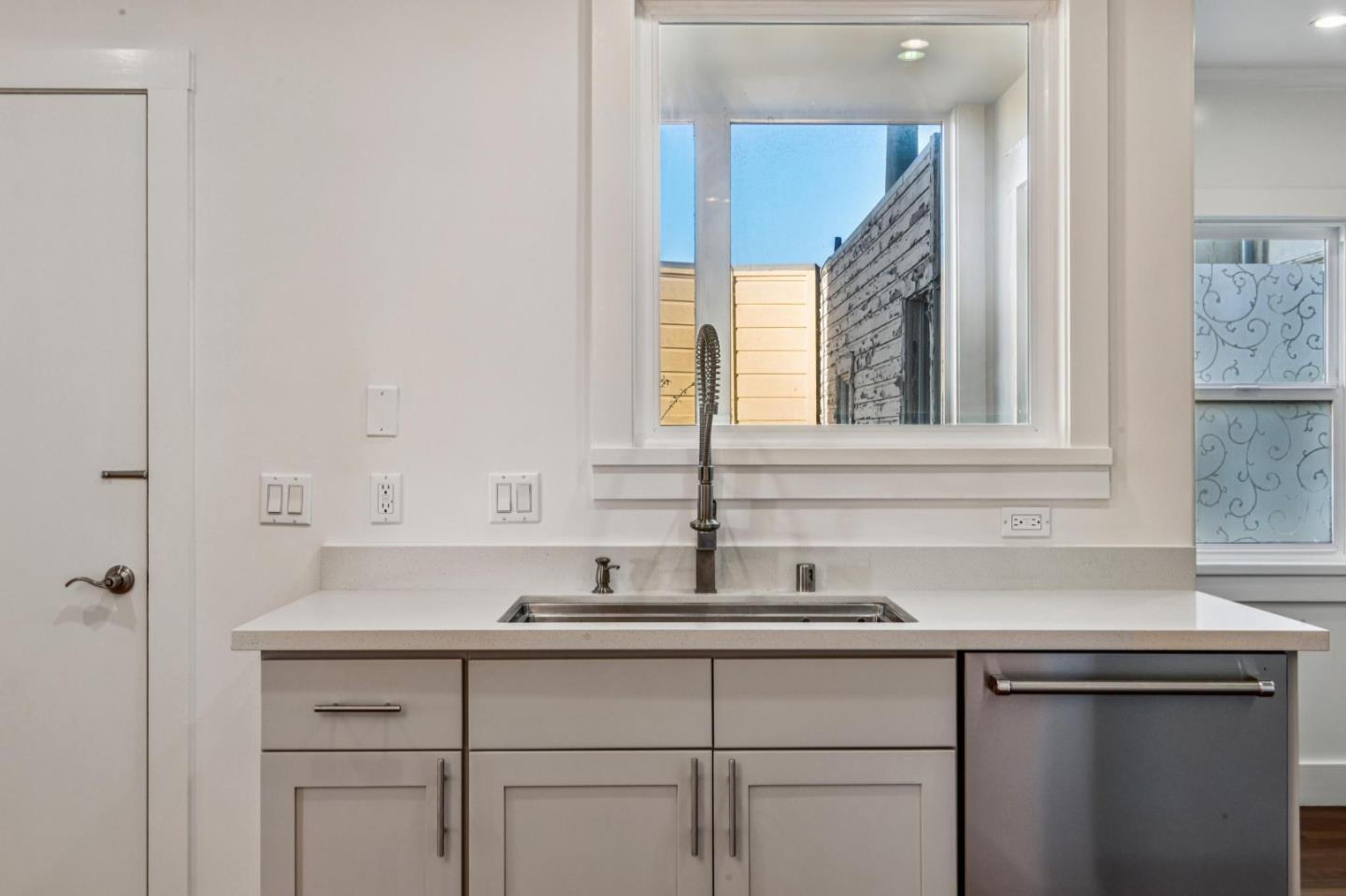 Detail Gallery Image 19 of 65 For 1419-1421 16th Ave, San Francisco,  CA 94122 - – Beds | – Baths