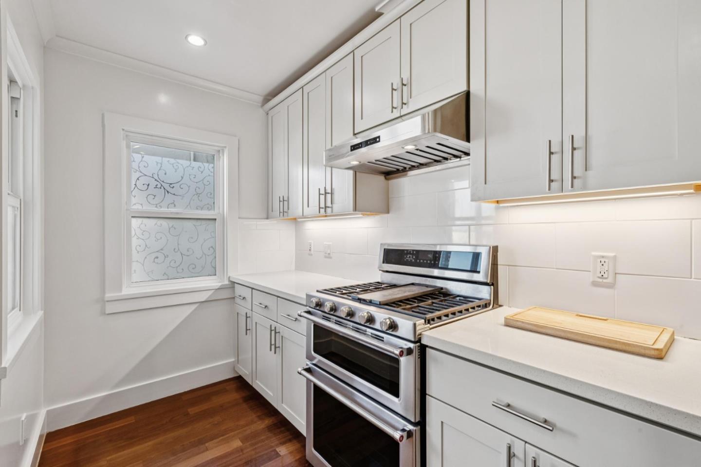 Detail Gallery Image 23 of 65 For 1419-1421 16th Ave, San Francisco,  CA 94122 - – Beds | – Baths