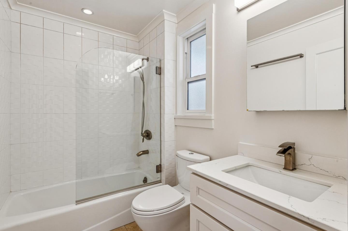 Detail Gallery Image 27 of 65 For 1419-1421 16th Ave, San Francisco,  CA 94122 - – Beds | – Baths