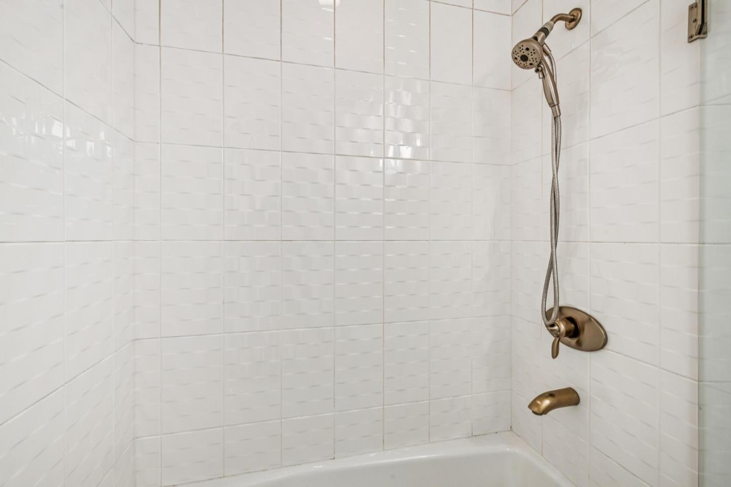 Detail Gallery Image 28 of 65 For 1419-1421 16th Ave, San Francisco,  CA 94122 - – Beds | – Baths