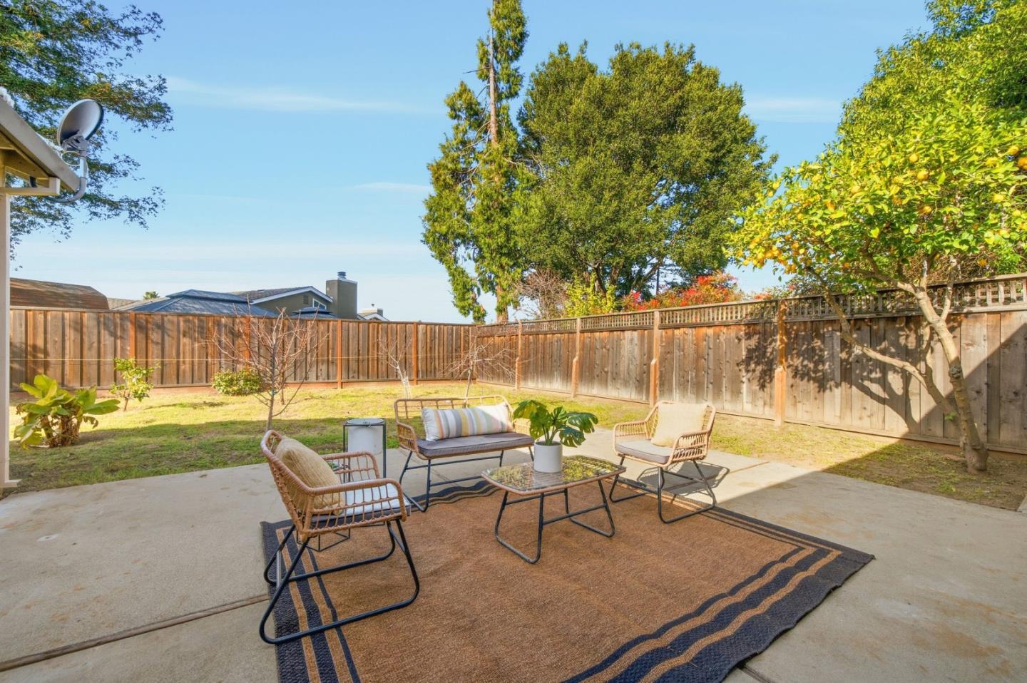 Detail Gallery Image 13 of 23 For 939 Sapphire Ct, San Jose,  CA 95136 - 4 Beds | 2 Baths