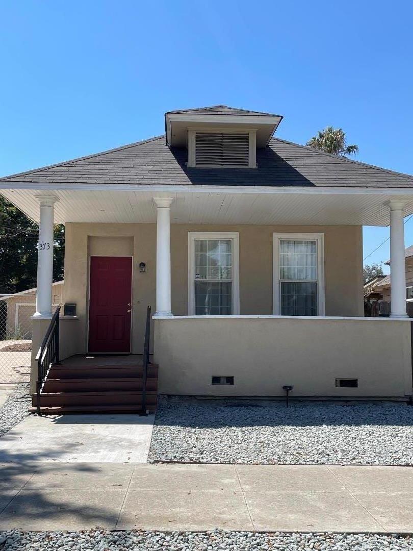Detail Gallery Image 2 of 14 For 373 N. 8th, San Jose,  CA 95112 - 2 Beds | 2 Baths