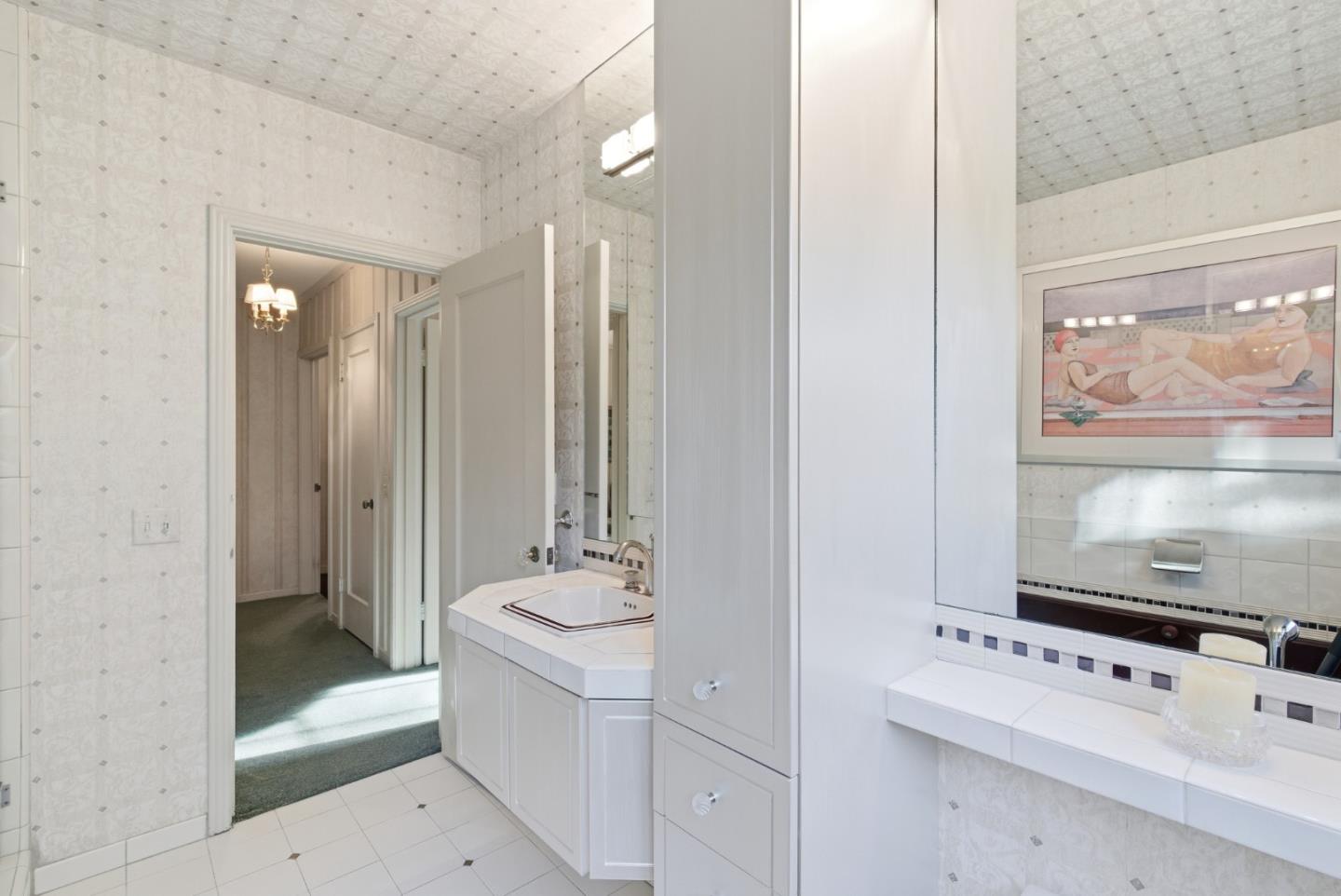 Detail Gallery Image 18 of 42 For 521 Entrada Way, Menlo Park,  CA 94025 - 3 Beds | 2/1 Baths