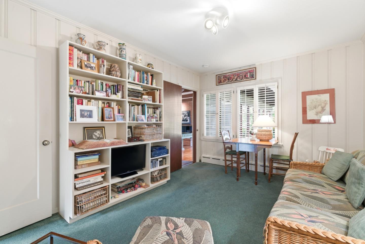 Detail Gallery Image 21 of 42 For 521 Entrada Way, Menlo Park,  CA 94025 - 3 Beds | 2/1 Baths