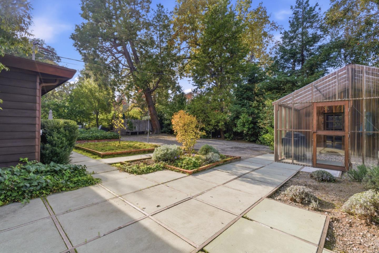 Detail Gallery Image 34 of 42 For 521 Entrada Way, Menlo Park,  CA 94025 - 3 Beds | 2/1 Baths