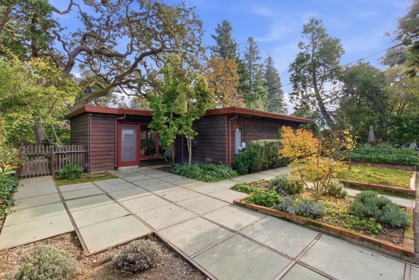 Detail Gallery Image 35 of 42 For 521 Entrada Way, Menlo Park,  CA 94025 - 3 Beds | 2/1 Baths