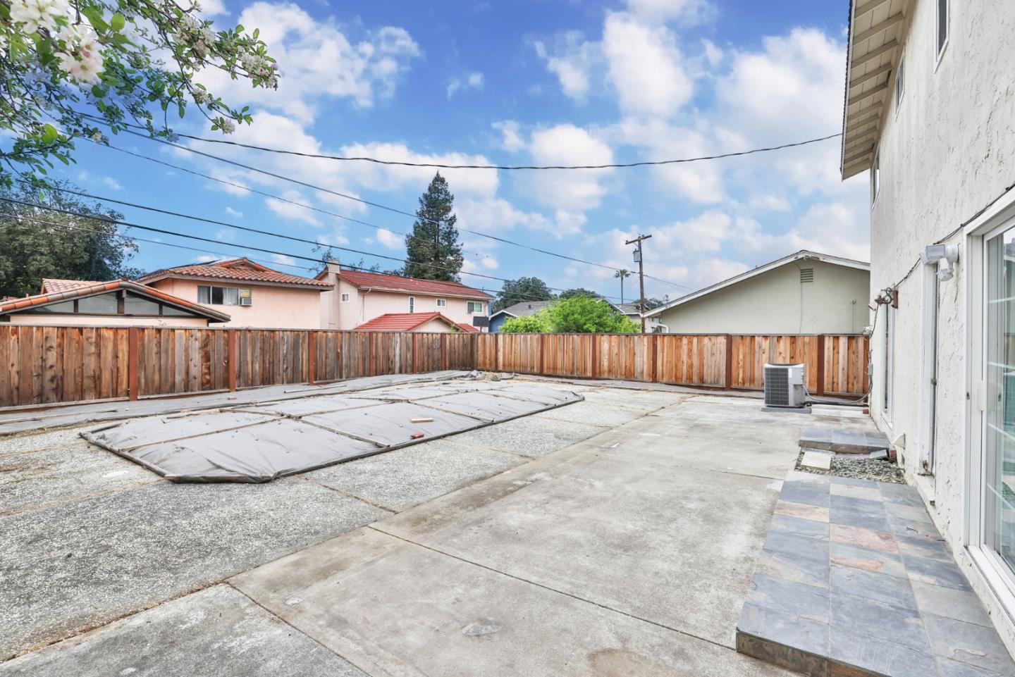 Detail Gallery Image 23 of 24 For 175 Page Mill Dr, San Jose,  CA 95111 - 4 Beds | 2/1 Baths