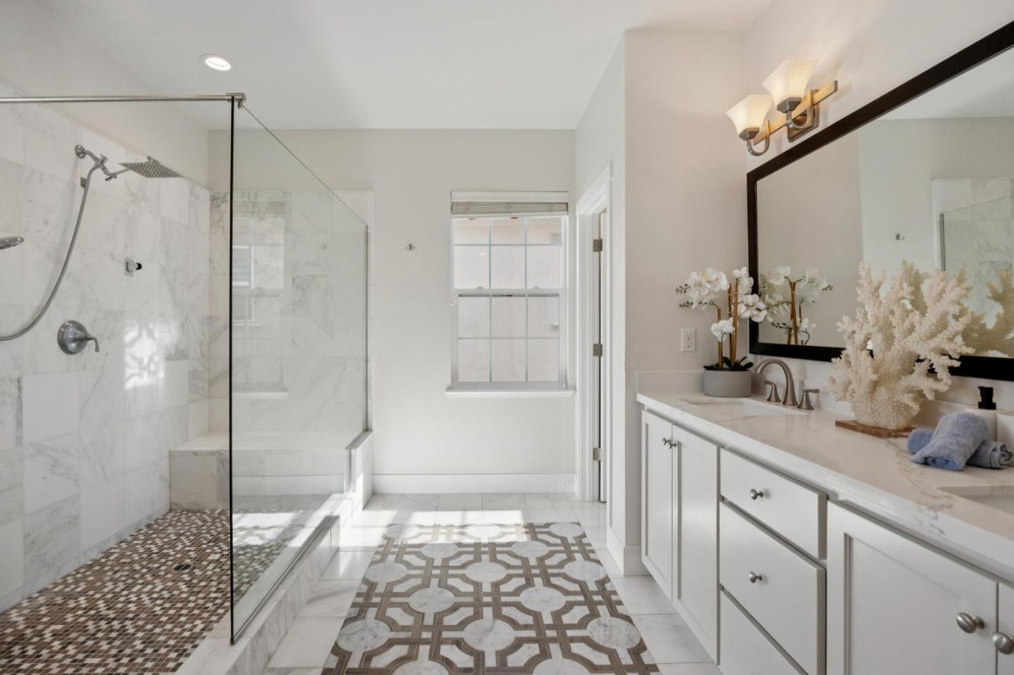 Detail Gallery Image 23 of 39 For 327 Polaris Ter, Sunnyvale,  CA 94086 - 5 Beds | 3 Baths