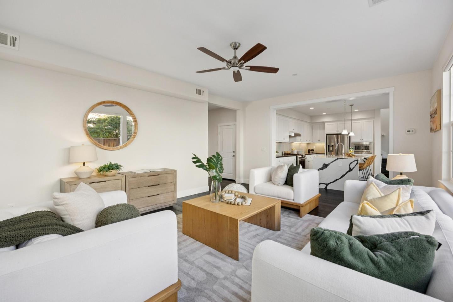 Detail Gallery Image 3 of 39 For 327 Polaris Ter, Sunnyvale,  CA 94086 - 5 Beds | 3 Baths