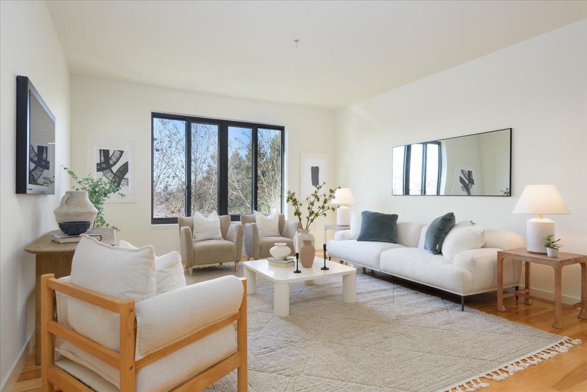 Photo #4: ML82029776 Listing: Photo #4