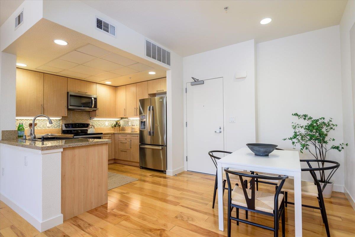 Photo #8: ML82029776 Listing: Photo #8