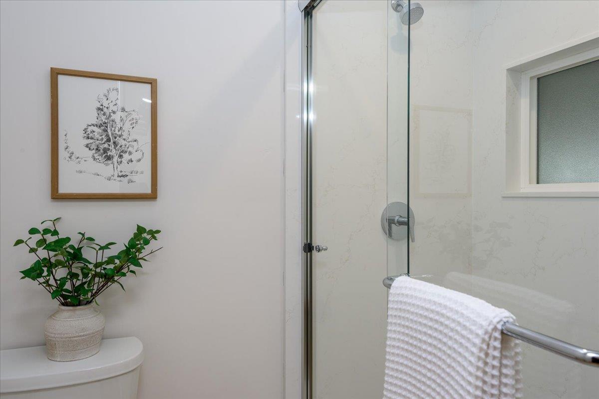 Detail Gallery Image 15 of 38 For 543 Everett Ct, Palo Alto,  CA 94301 - – Beds | – Baths