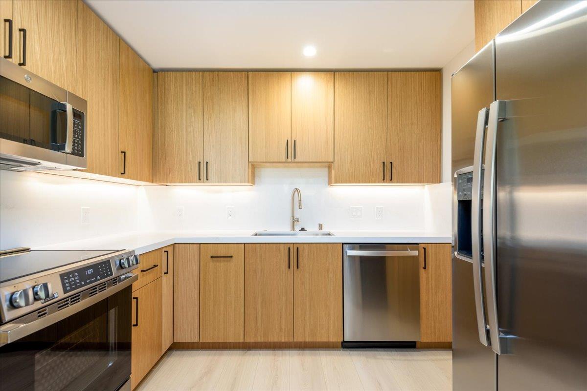 Detail Gallery Image 33 of 38 For 543 Everett Ct, Palo Alto,  CA 94301 - – Beds | – Baths