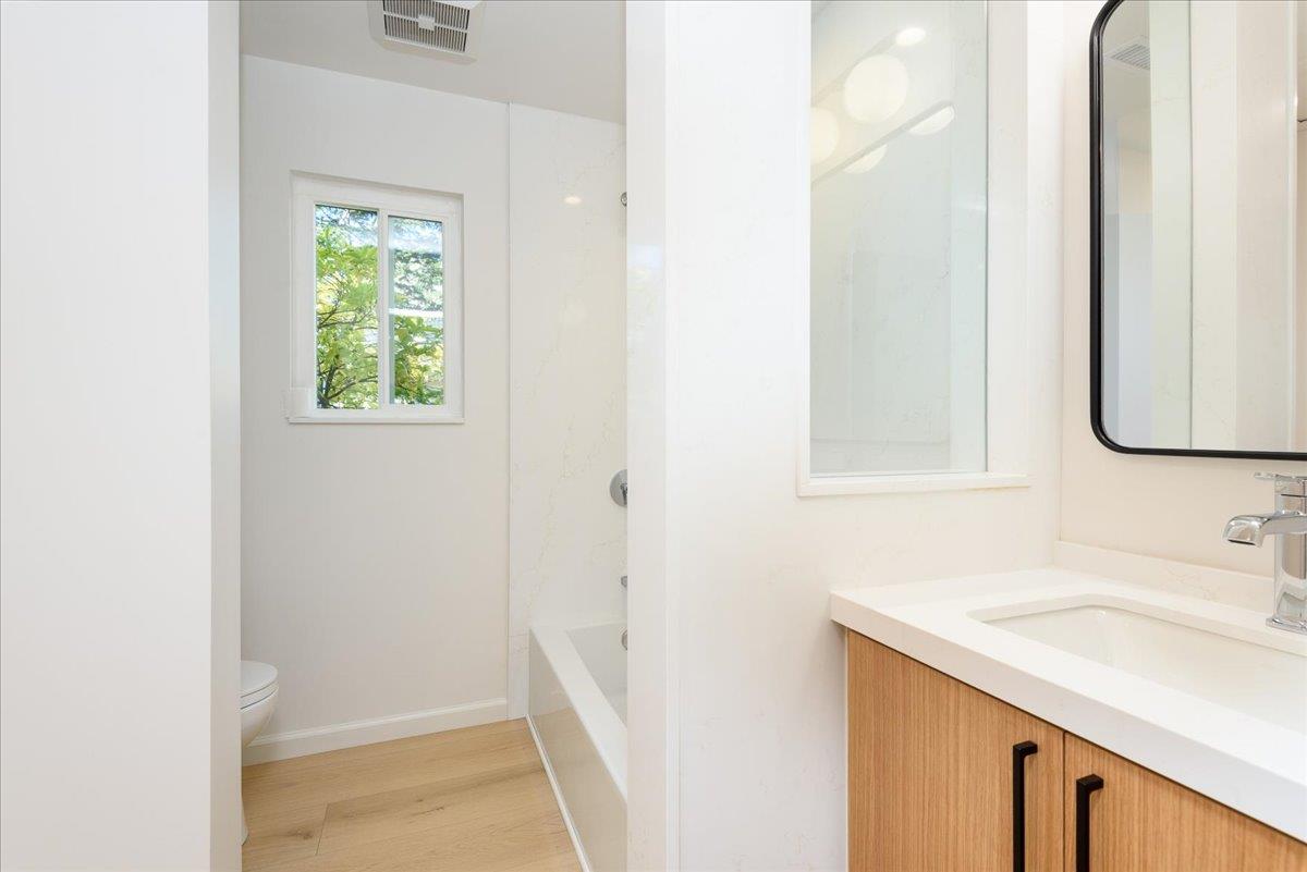 Detail Gallery Image 36 of 38 For 543 Everett Ct, Palo Alto,  CA 94301 - – Beds | – Baths