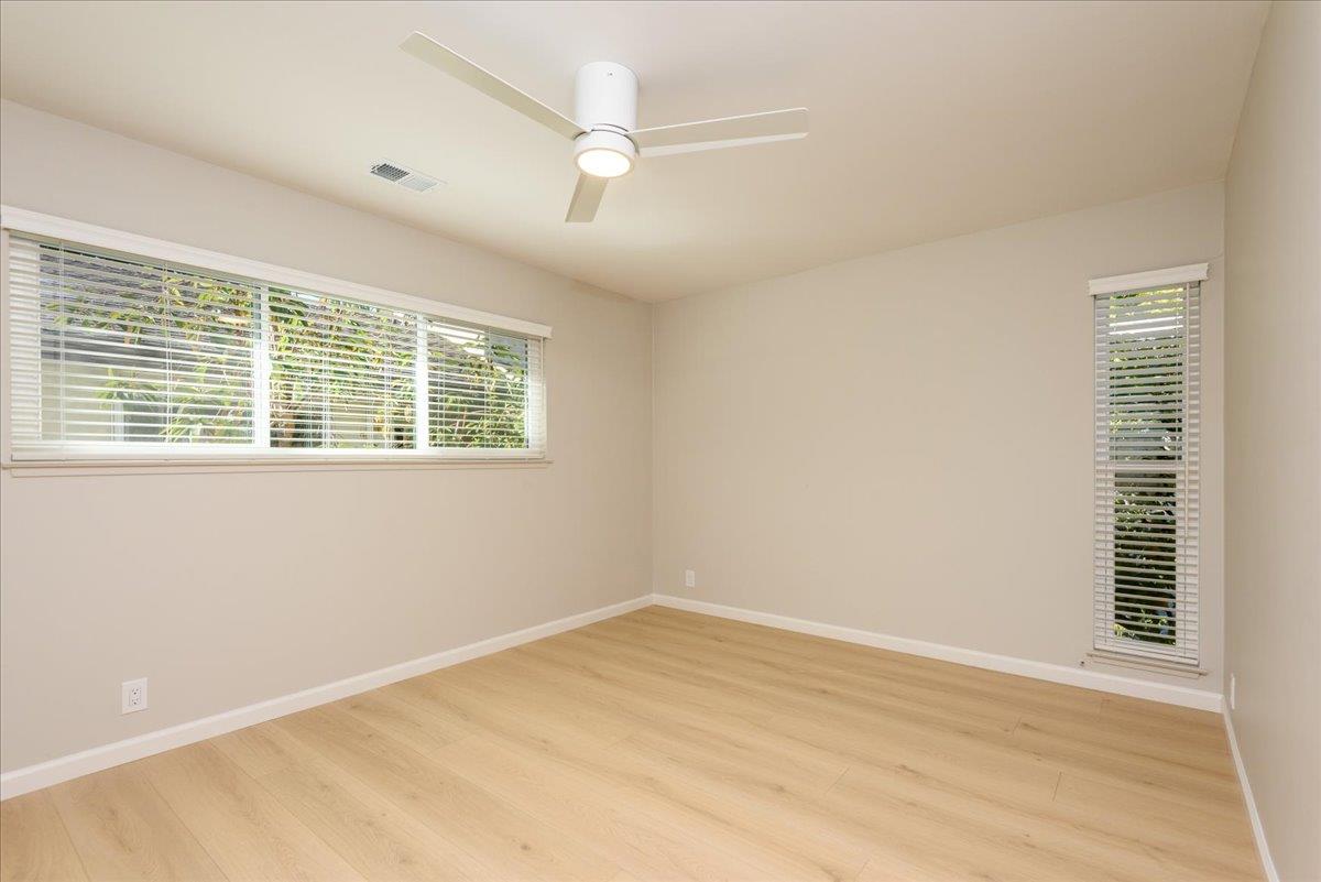 Detail Gallery Image 37 of 38 For 543 Everett Ct, Palo Alto,  CA 94301 - – Beds | – Baths