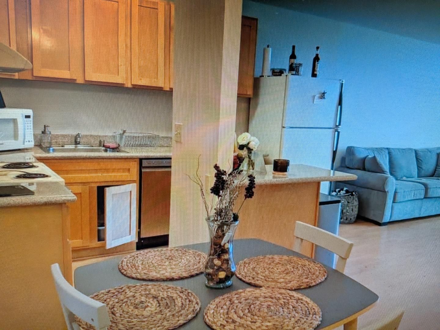 Detail Gallery Image 5 of 23 For 2655 Edison St, San Mateo,  CA 94403 - 1 Beds | 1 Baths