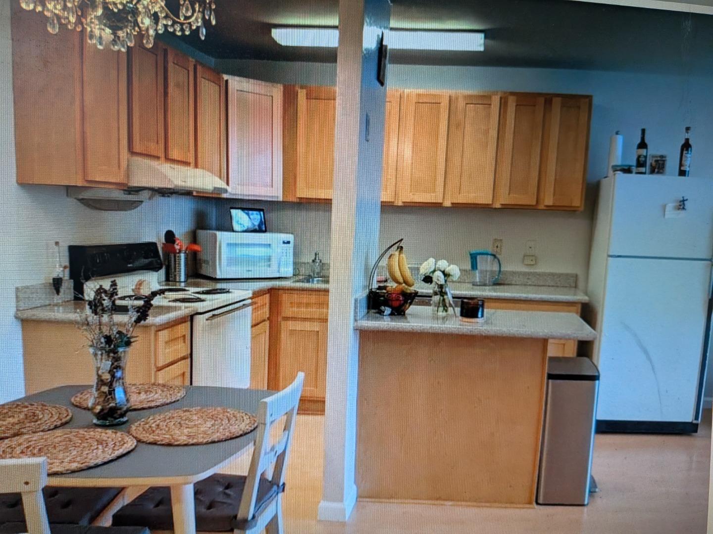 Detail Gallery Image 6 of 23 For 2655 Edison St, San Mateo,  CA 94403 - 1 Beds | 1 Baths