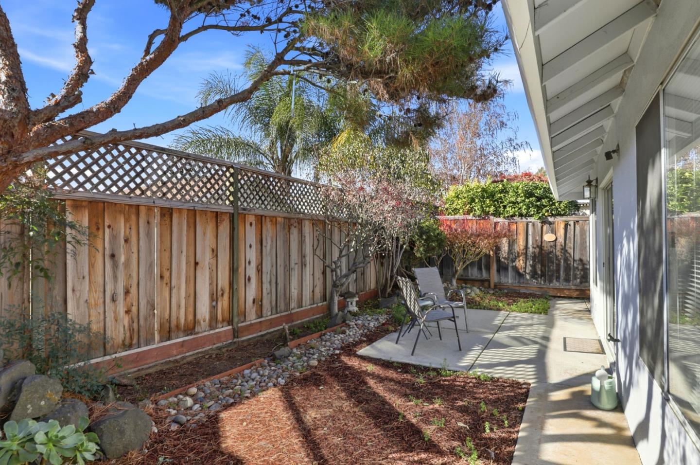 Detail Gallery Image 19 of 32 For 16935 Sugar Pine Dr, Morgan Hill,  CA 95037 - 2 Beds | 1/1 Baths