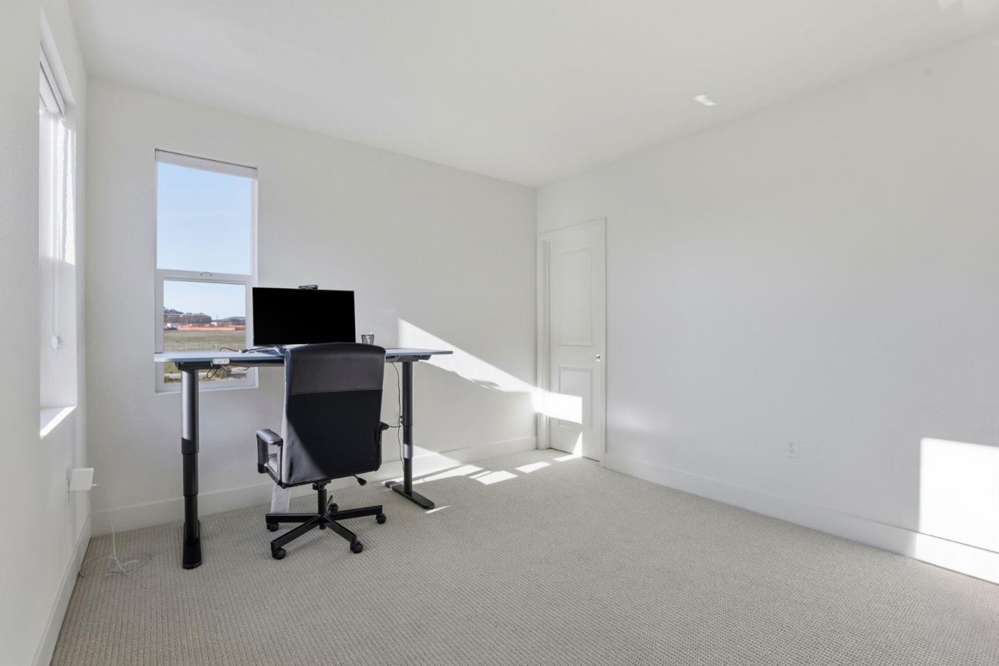 Detail Gallery Image 16 of 55 For 6056 Bullion Ln, Dublin,  CA 94568 - 4 Beds | 3/1 Baths