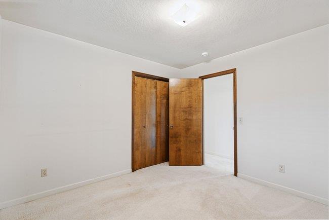 Detail Gallery Image 32 of 57 For 65 Ray Cir, Hollister,  CA 95023 - 4 Beds | 2/1 Baths