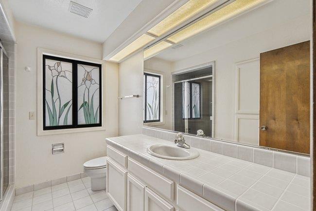 Detail Gallery Image 35 of 57 For 65 Ray Cir, Hollister,  CA 95023 - 4 Beds | 2/1 Baths