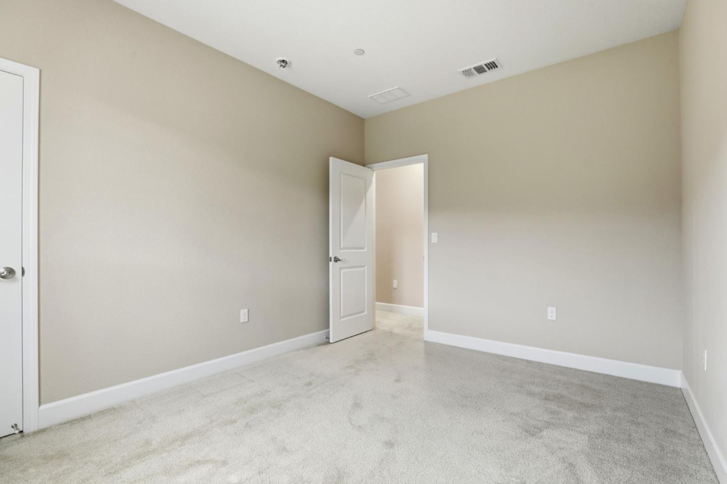 Detail Gallery Image 25 of 51 For 2631 Grassland Way, Gilroy,  CA 95020 - 5 Beds | 4/1 Baths