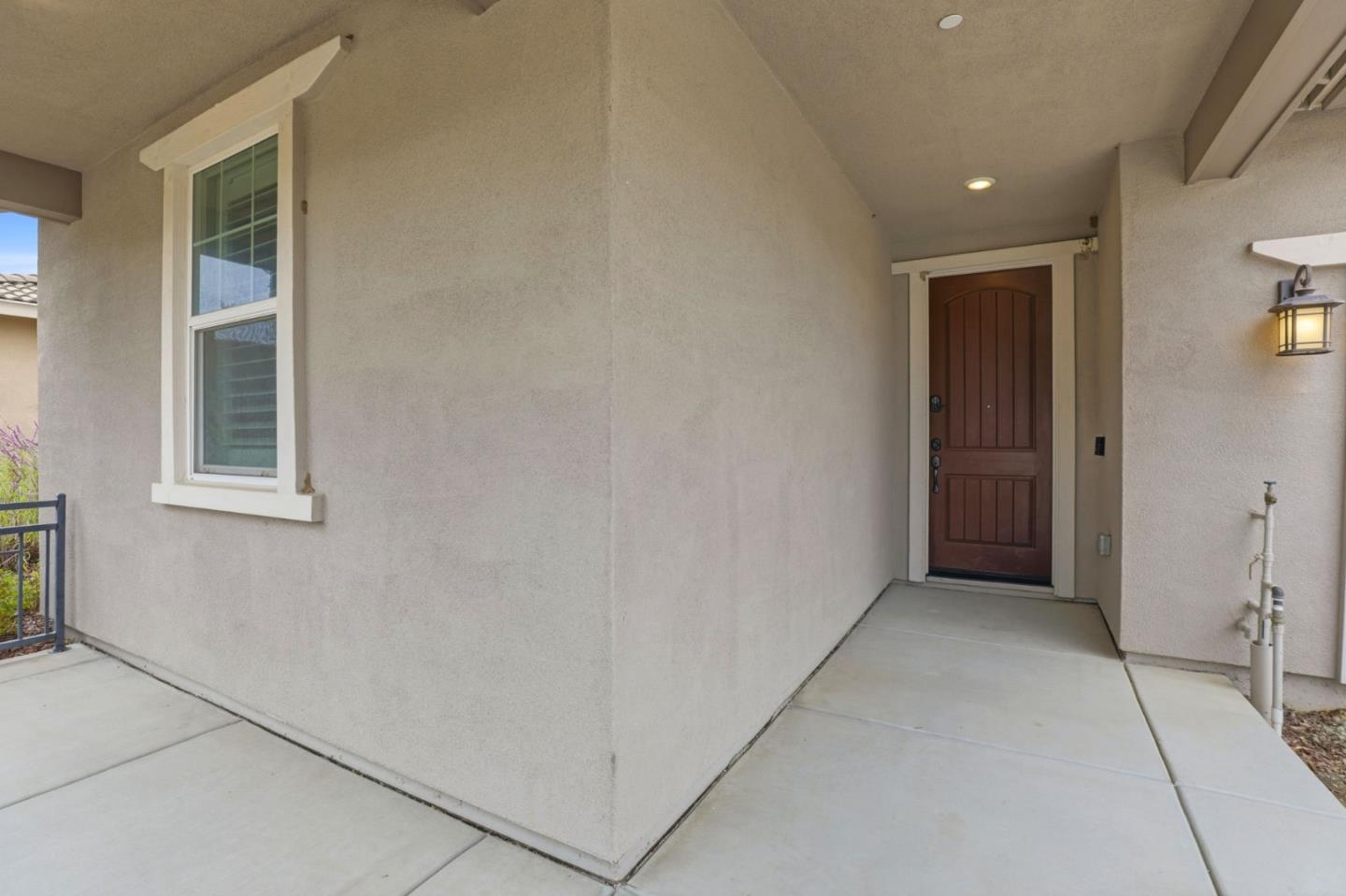 Detail Gallery Image 4 of 51 For 2631 Grassland Way, Gilroy,  CA 95020 - 5 Beds | 4/1 Baths