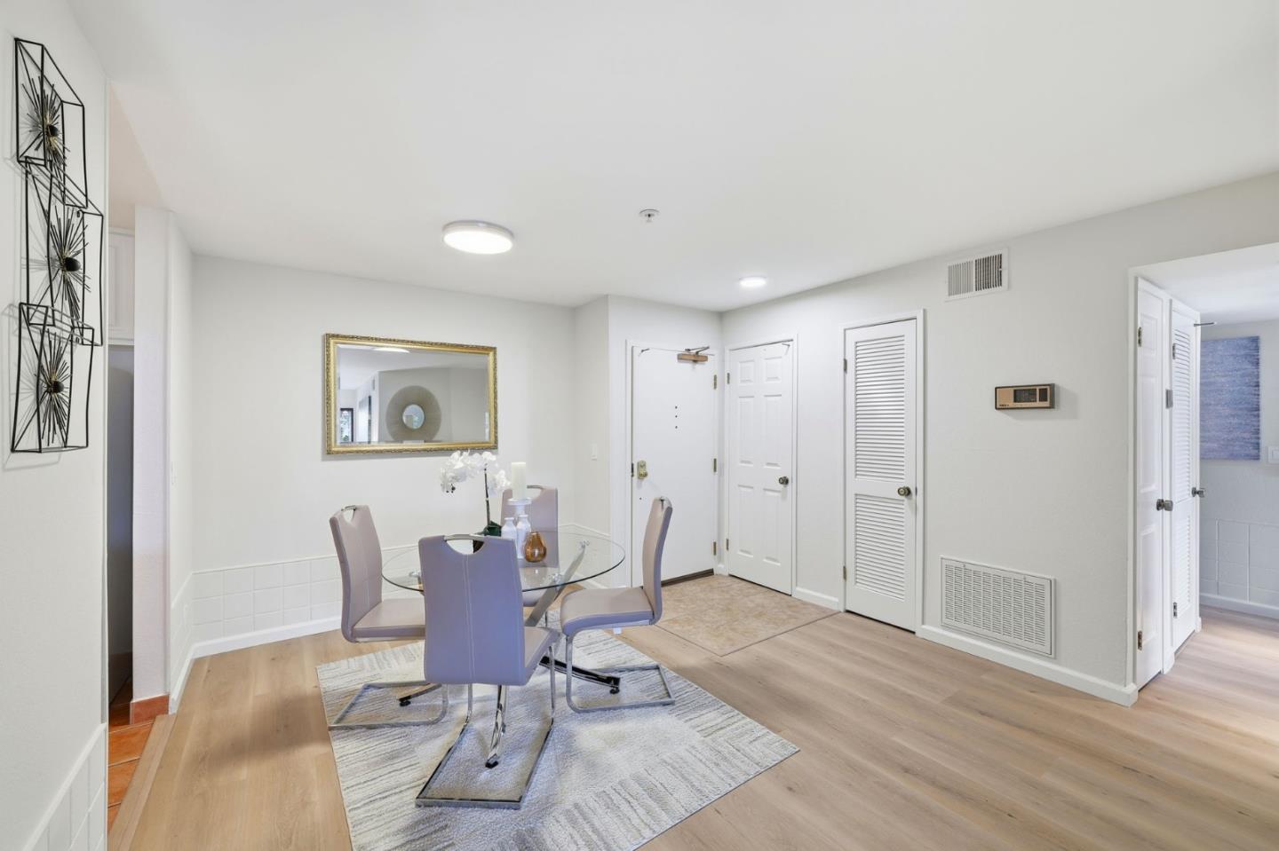 Detail Gallery Image 13 of 42 For 35 W 20th Ave #109,  San Mateo,  CA 94403 - 2 Beds | 2 Baths