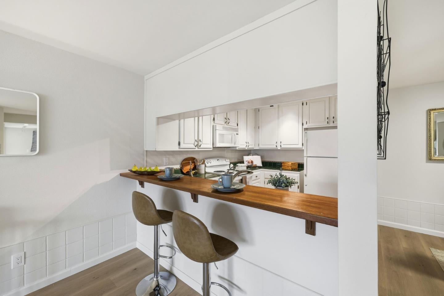 Detail Gallery Image 8 of 42 For 35 W 20th Ave #109,  San Mateo,  CA 94403 - 2 Beds | 2 Baths