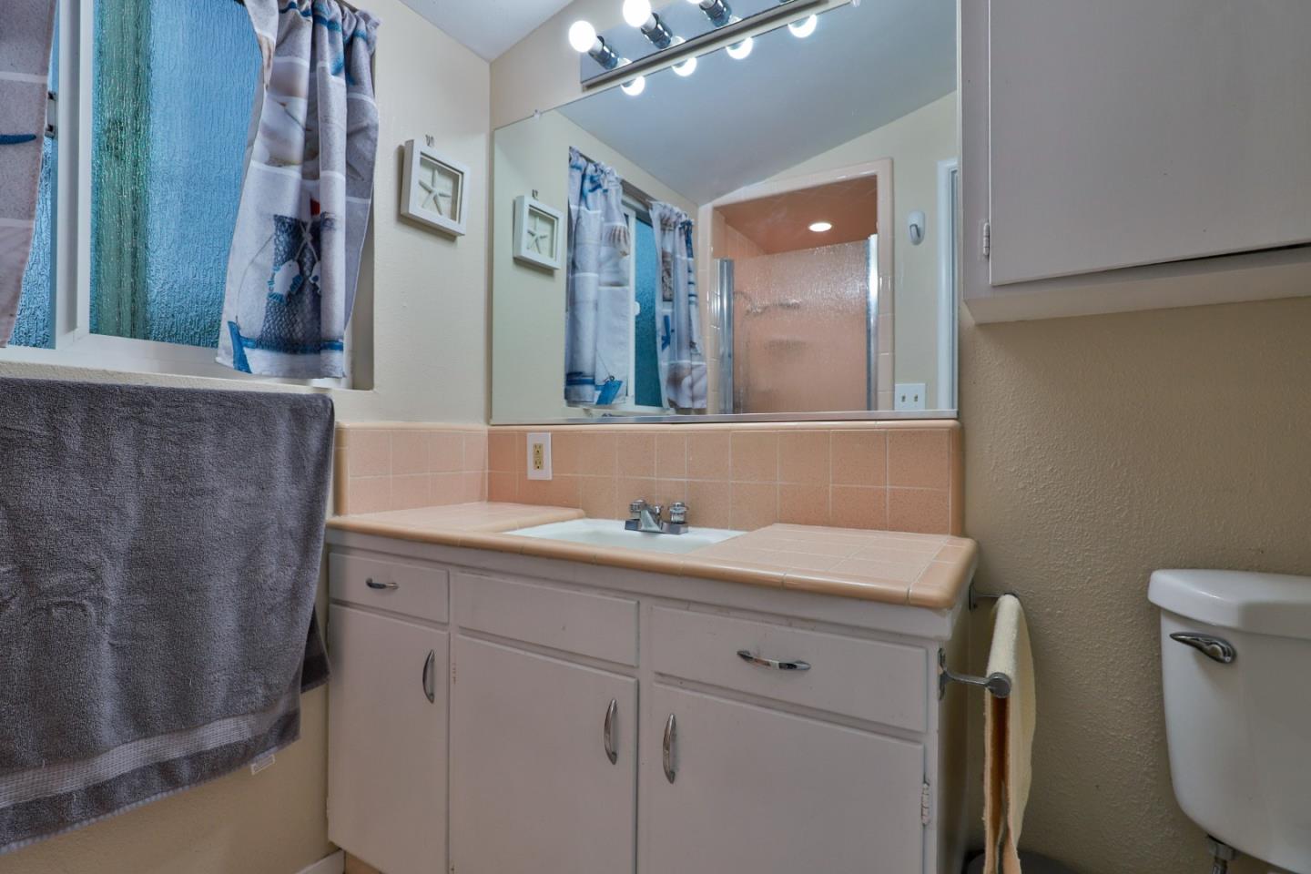 Detail Gallery Image 30 of 32 For 1433 Ayers Ave, Lodi,  CA 95242 - 2 Beds | 2 Baths