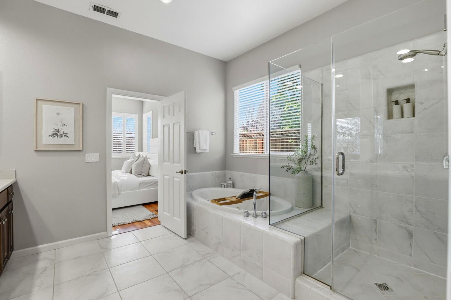 Detail Gallery Image 23 of 39 For 670 E Central Ave, Morgan Hill,  CA 95037 - 4 Beds | 2/1 Baths